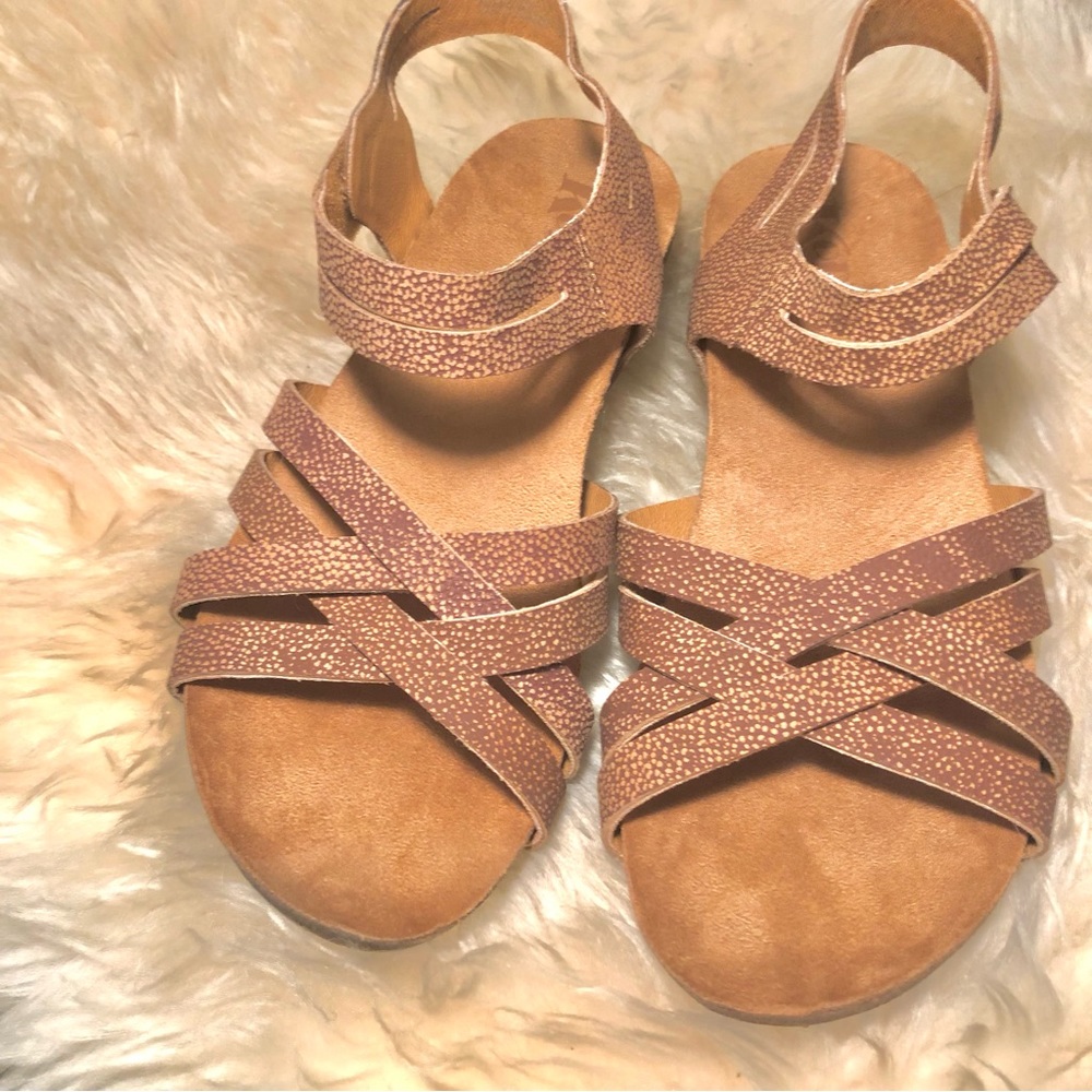 Korks Primrose Cushioned Leather Sandals NWOT